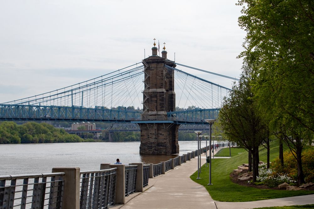 Pathway of Ohio River Trail