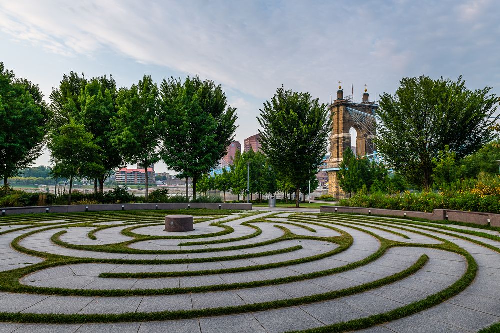 The grounds of Smale Riverfront Park