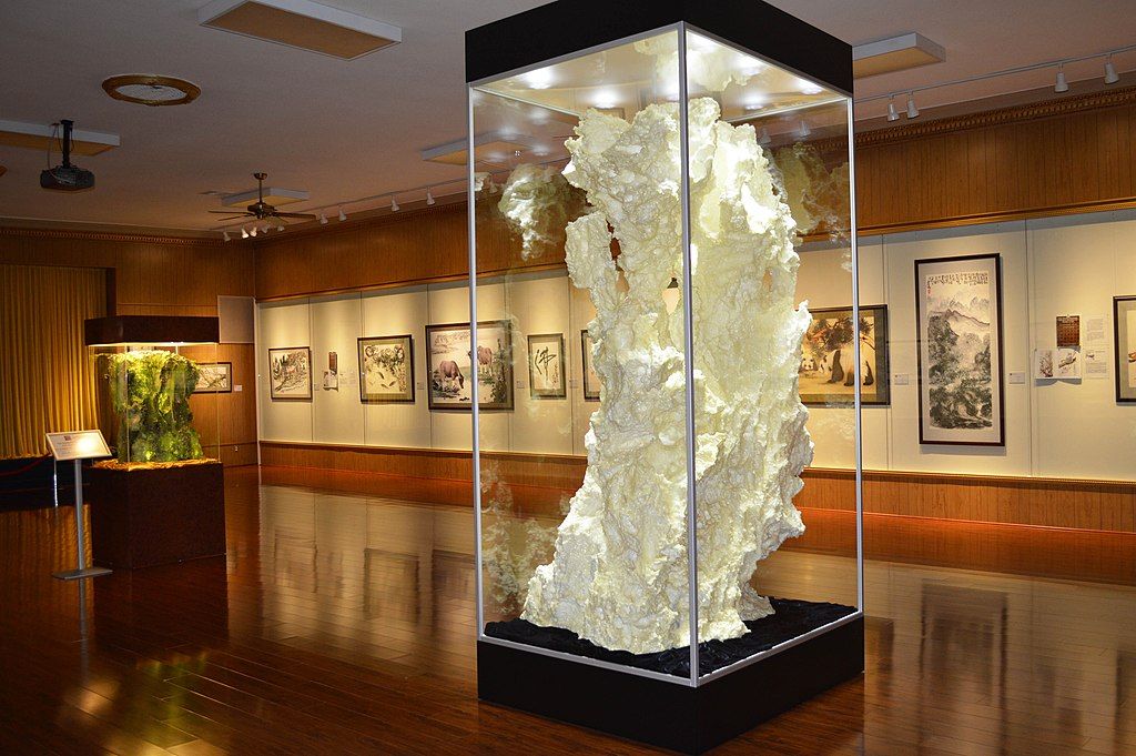Yun sculpture in H.H. Dorje Chang Buddha III Cultural and Art Museum