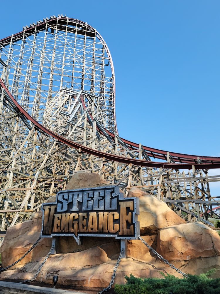 Signage of Steel Vengeance