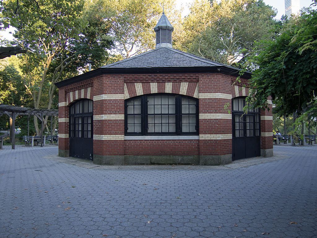 Exterior of Chess & Checkers House