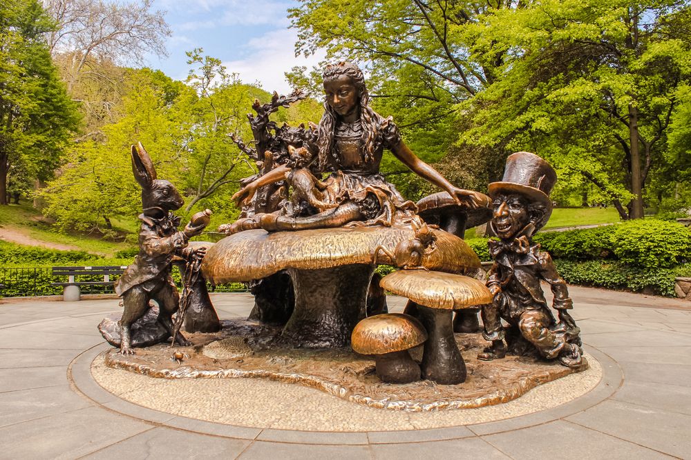 Alice in Wonderland sculpture at Central Park