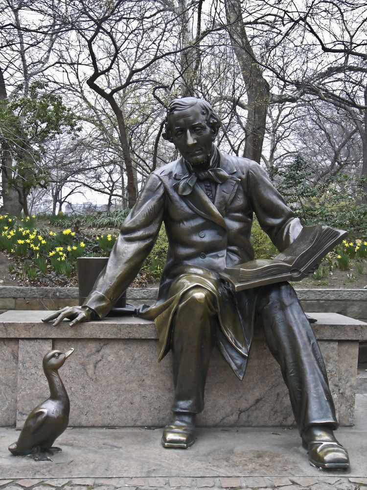 Hans Christian Andersen sculpture at Central Park