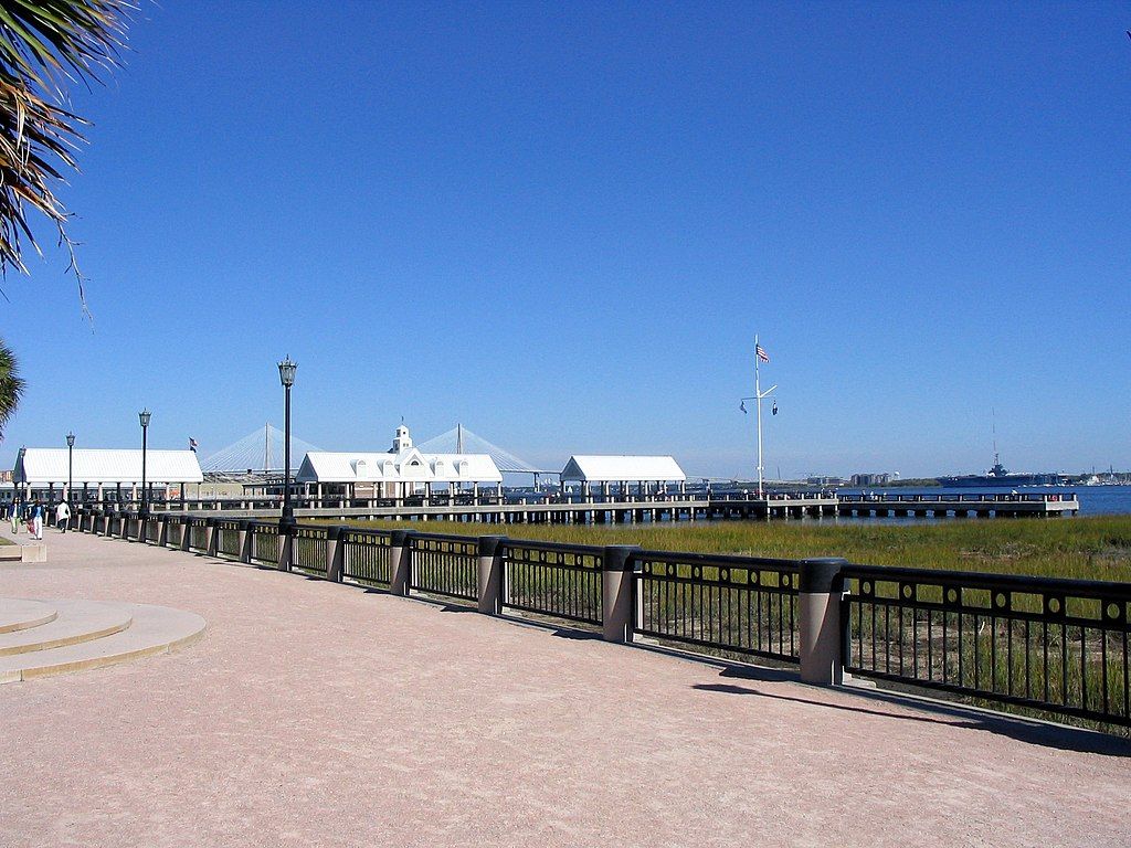 Paved trail at Charleston Waterfront Park