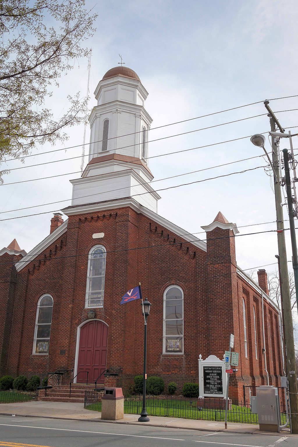 Exterior of the First Baptist Church