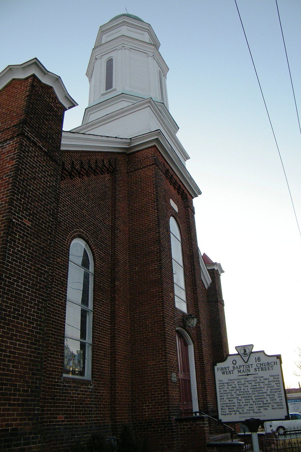History marker of the First Baptist Church