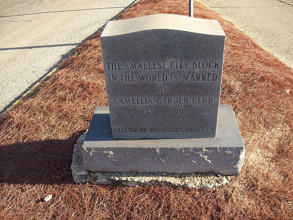 Marker of the World's Smallest City Block