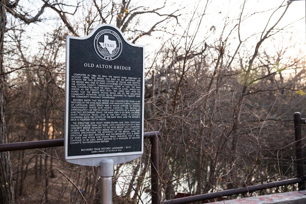 Historical marker of the Historic Old Alton Bridge