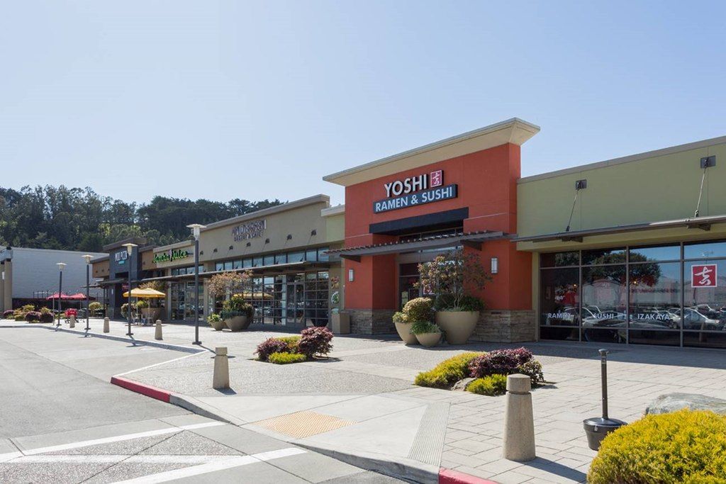 Shops at Serramonte Mall