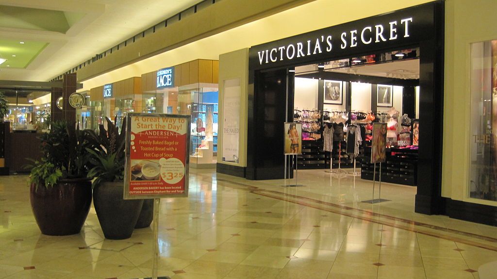 Interior of Serramonte Mall