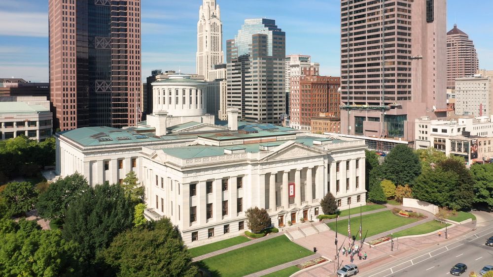 Aerial view of Ohio Statehouse