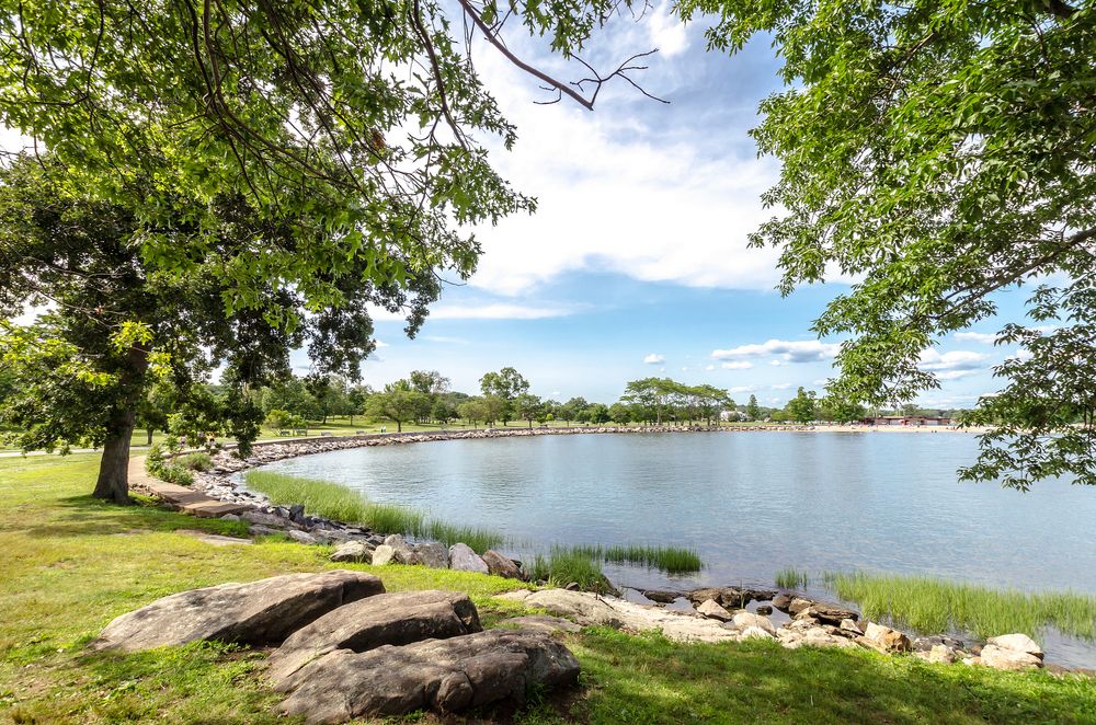 Scenic view of the Cove Island Park