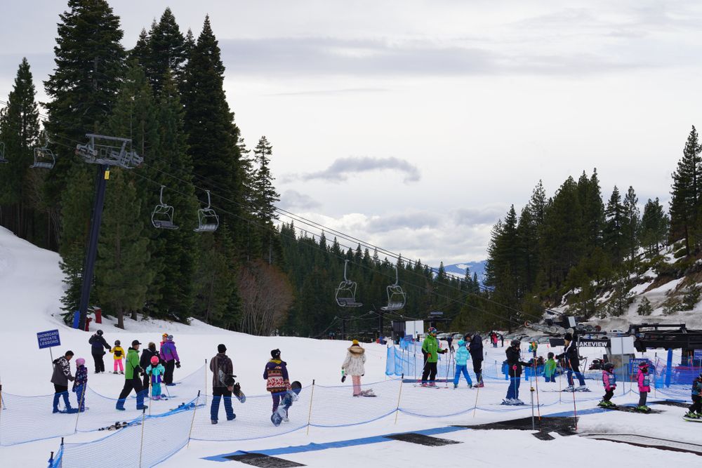 People ay Diamond Peak Ski Resort