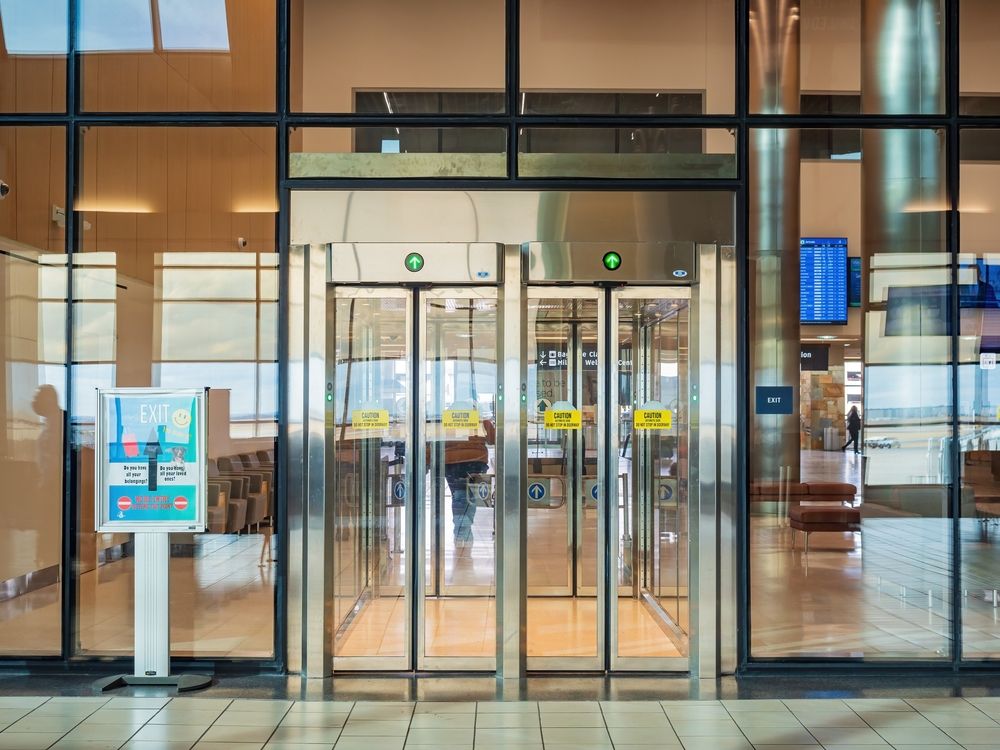 Glass doors of Will Rogers World Airport