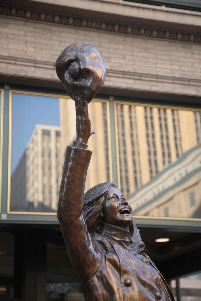 The top half of Mary Tyler Moore's statue