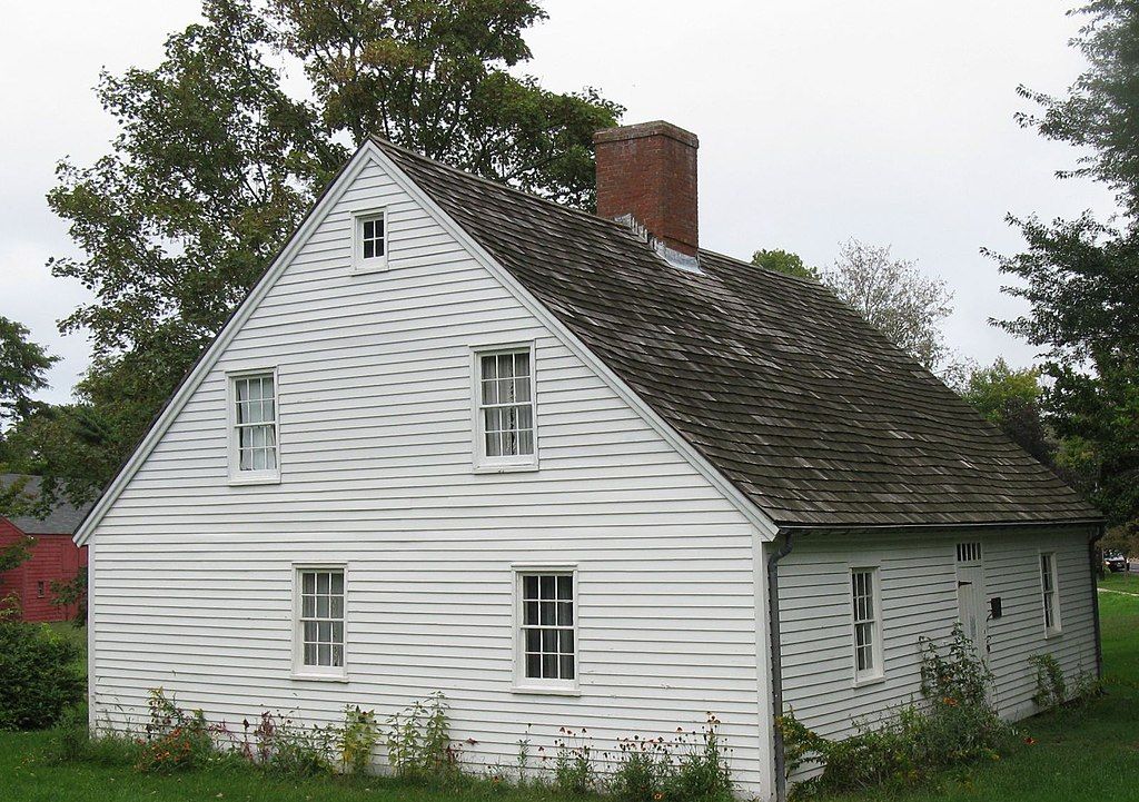 Exterior of Miss Amelia Cottage Museum at Amagansett
