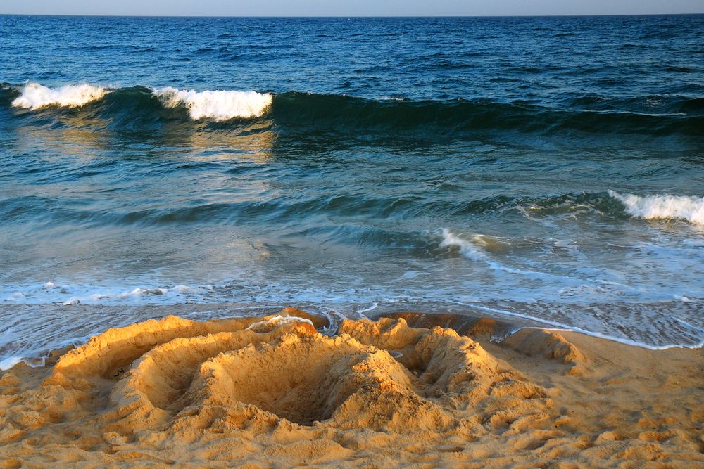 Water waves at Georgica Beach