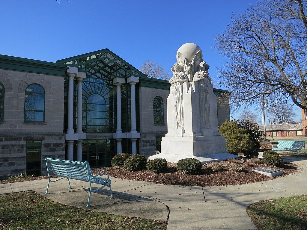 Exterior of Edwardsville Public Library