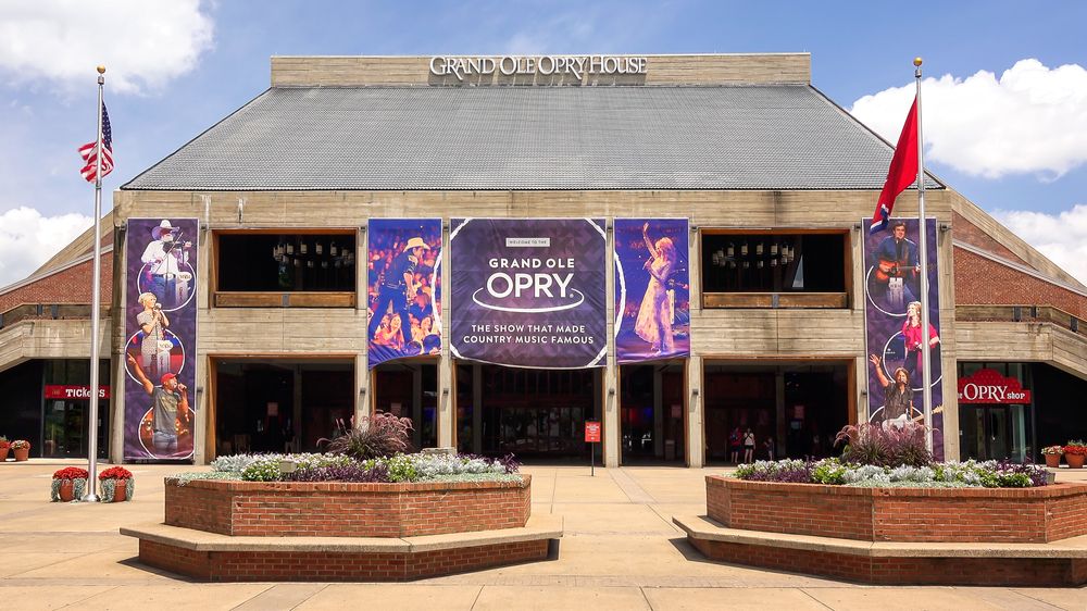 Exterior of the Grand Ole Opry