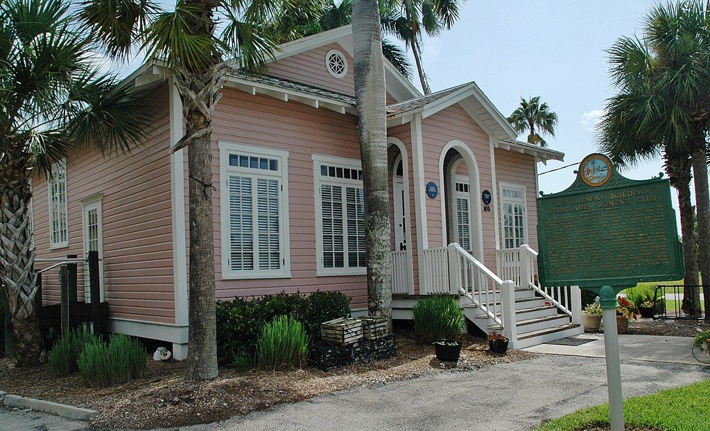 Exterior of Museum of the Everglades