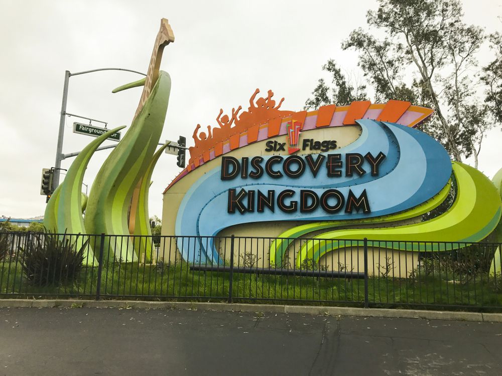 Colorful name sign of Six Flags Discovery Kingdom