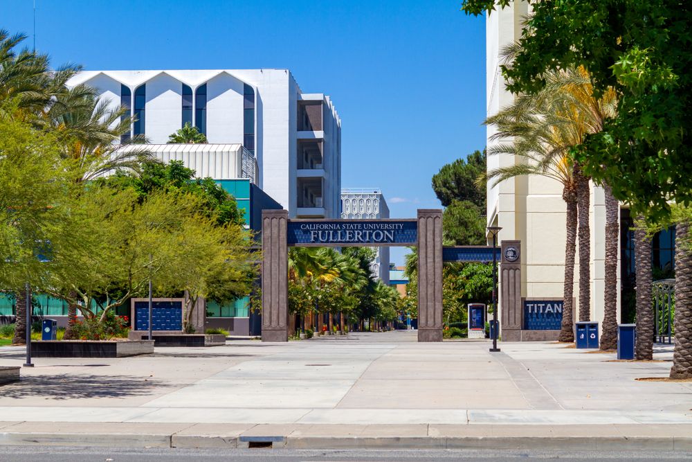 Entrance arch of California State University, Fullerton Campus