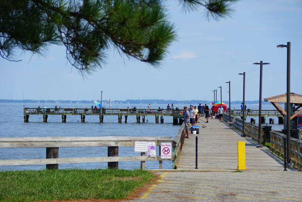People at the Romancoke Fishing Pier