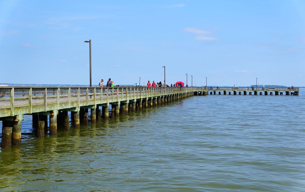 Daytime view of Romancoke Fishing Pier