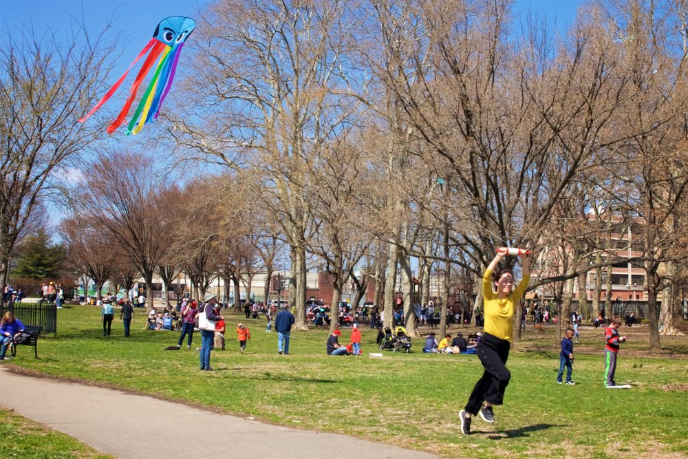 People on the grounds of Penn Treaty Park