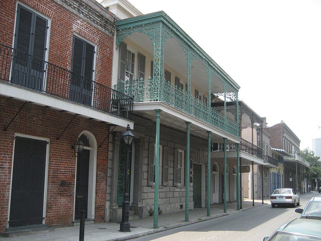 Side view of Gallier House exterior