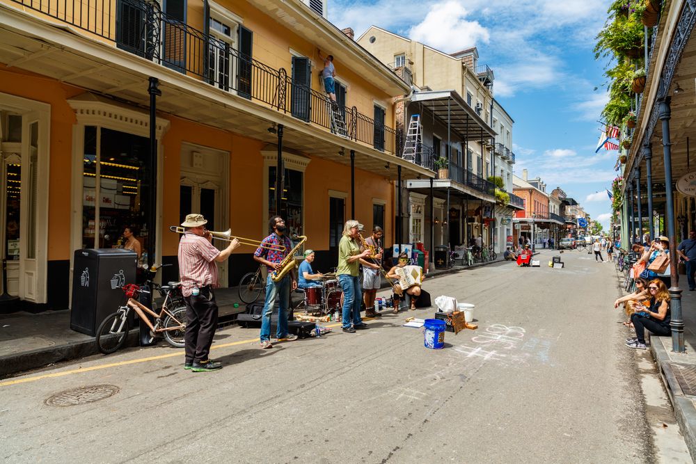 Buskers at Royal Street