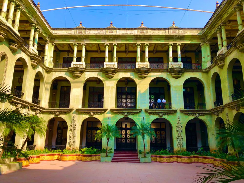View of Palacio Nacional de la Cultura's courtyard