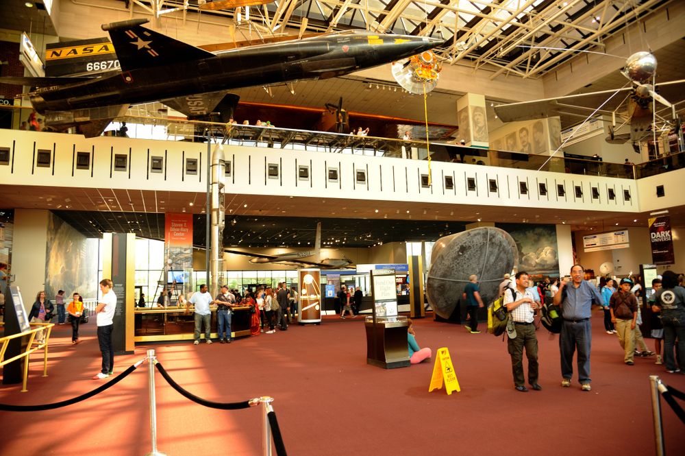 People inside the Cradle of Aviation Museum
