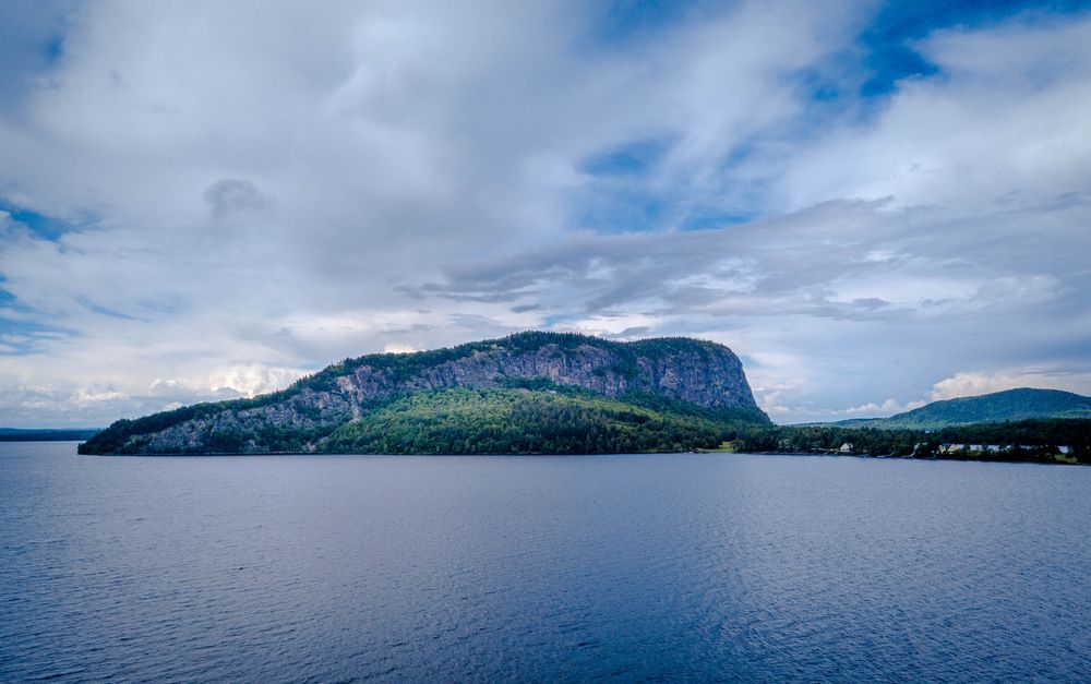 Scenic view of Mount Kineo