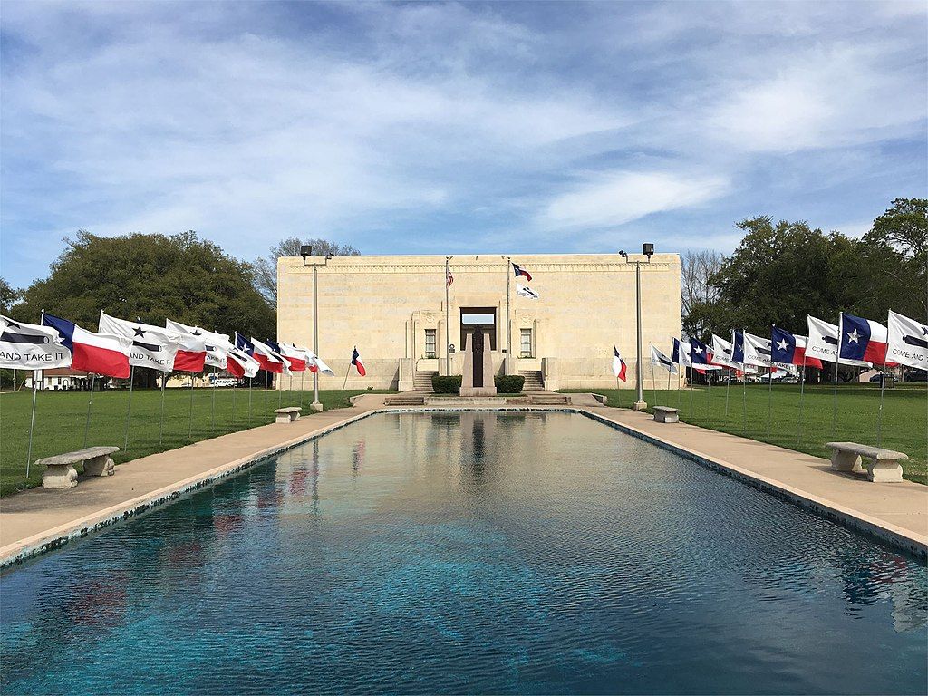 Exterior of Gonzales Memorial Museum