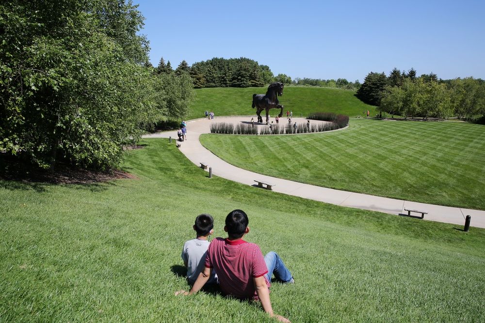 Children admiring the horse sculpture at Frederik Meijer Gardens & Sculpture Park