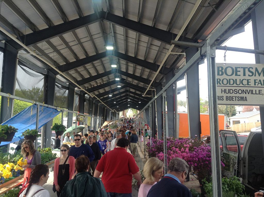 People shopping at Fulton Street Farmers Market