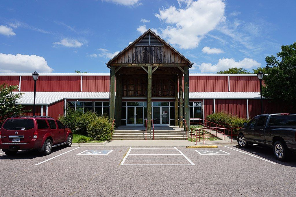 Exterior of Audie Murphy American Cotton Museum