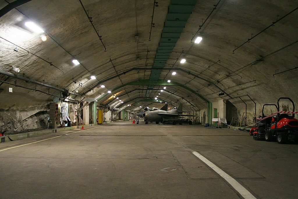 Tunnel entrance of Aeroseum