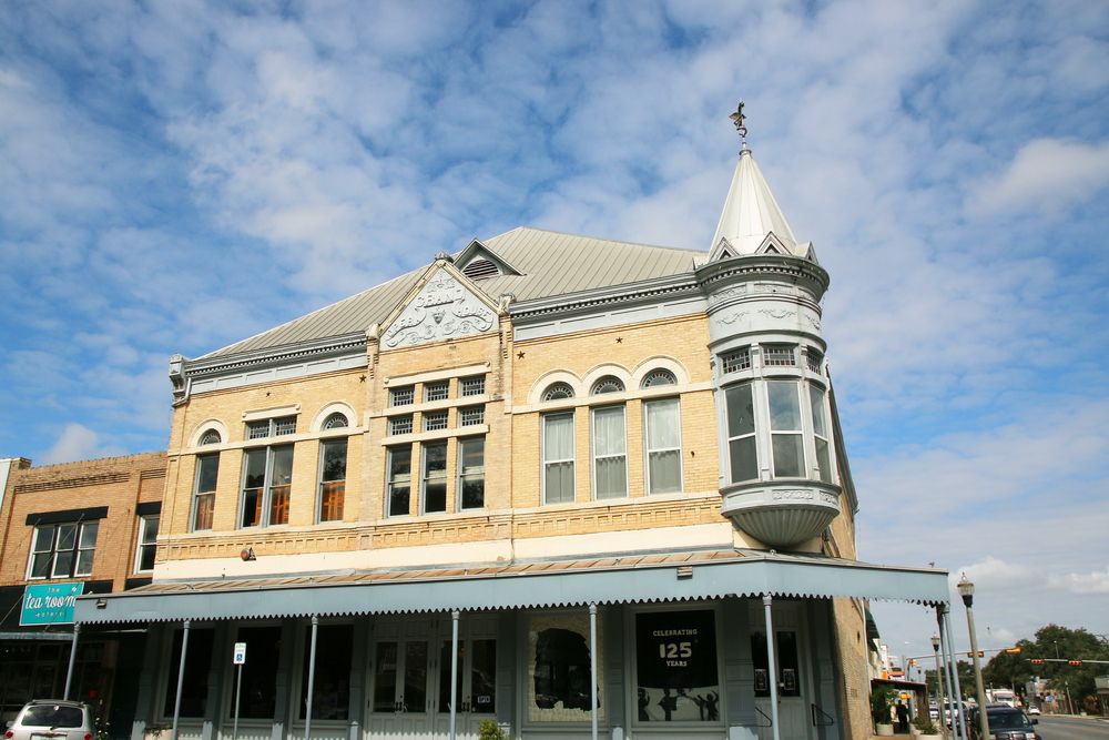 Exterior of Uvalde Grand Opera House