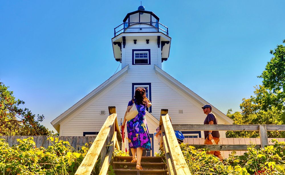 People at the Mission Point Lighthouse