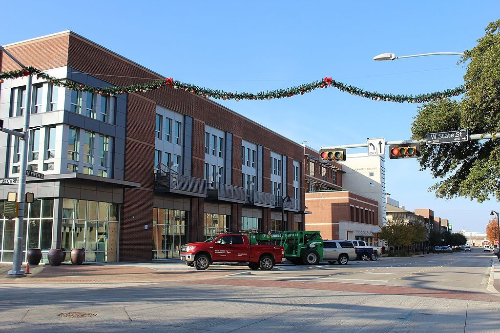 Road of the Historic Downtown District of Garland