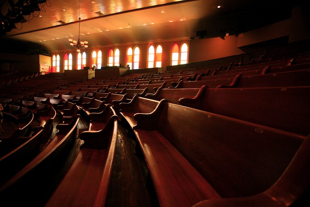 Sunlight coming through Ryman Auditorium windows