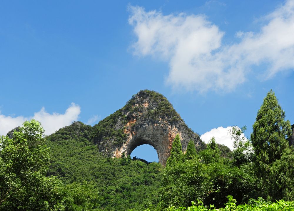 Sunny day at Moon Hill