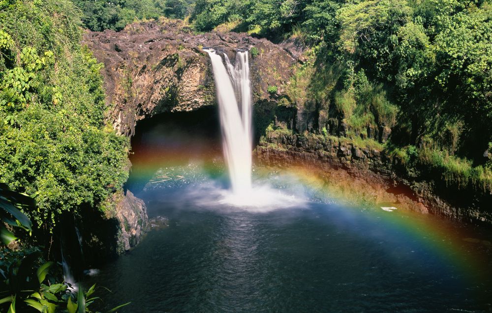 Colorful rainbow over Wailua Falls