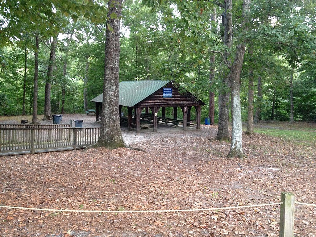 Picnic area at Hanover Wayside Park