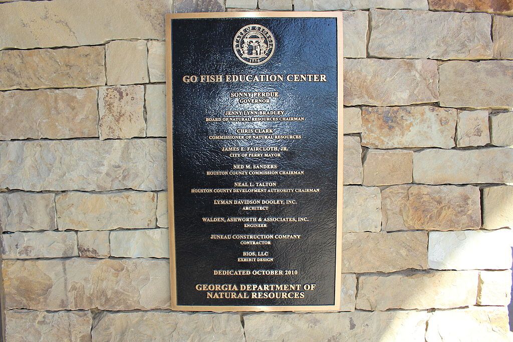 Plaque marker of Go Fish Education Center