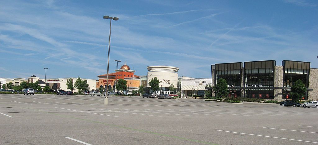 Far view of Kenwood Towne Centre