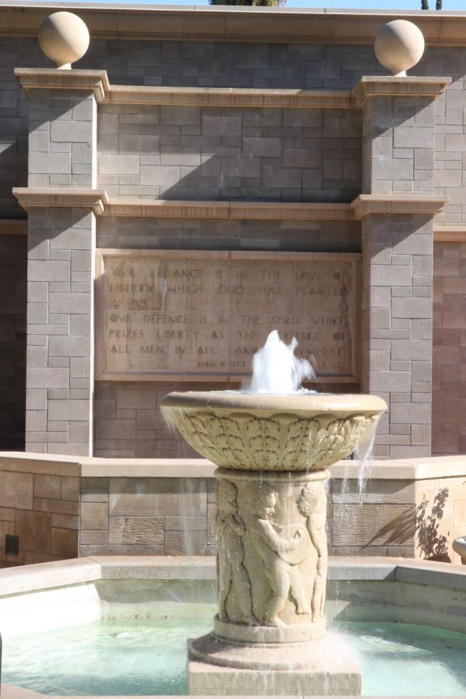 Water fountain at Lincoln Memorial Shrine
