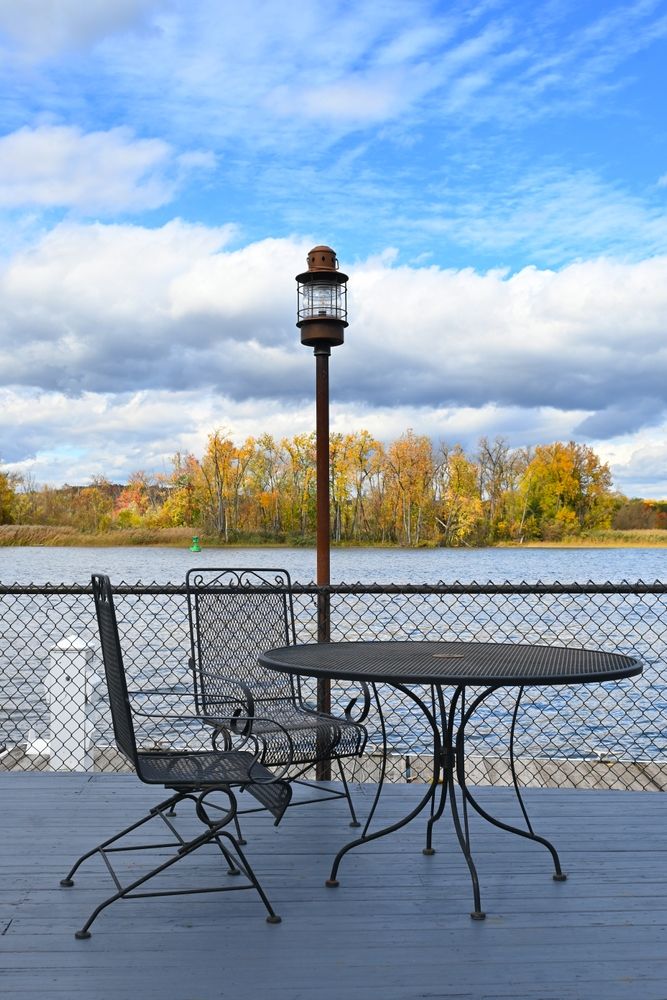 Dining area with a stunning view at Henry Hudson Riverfront Park